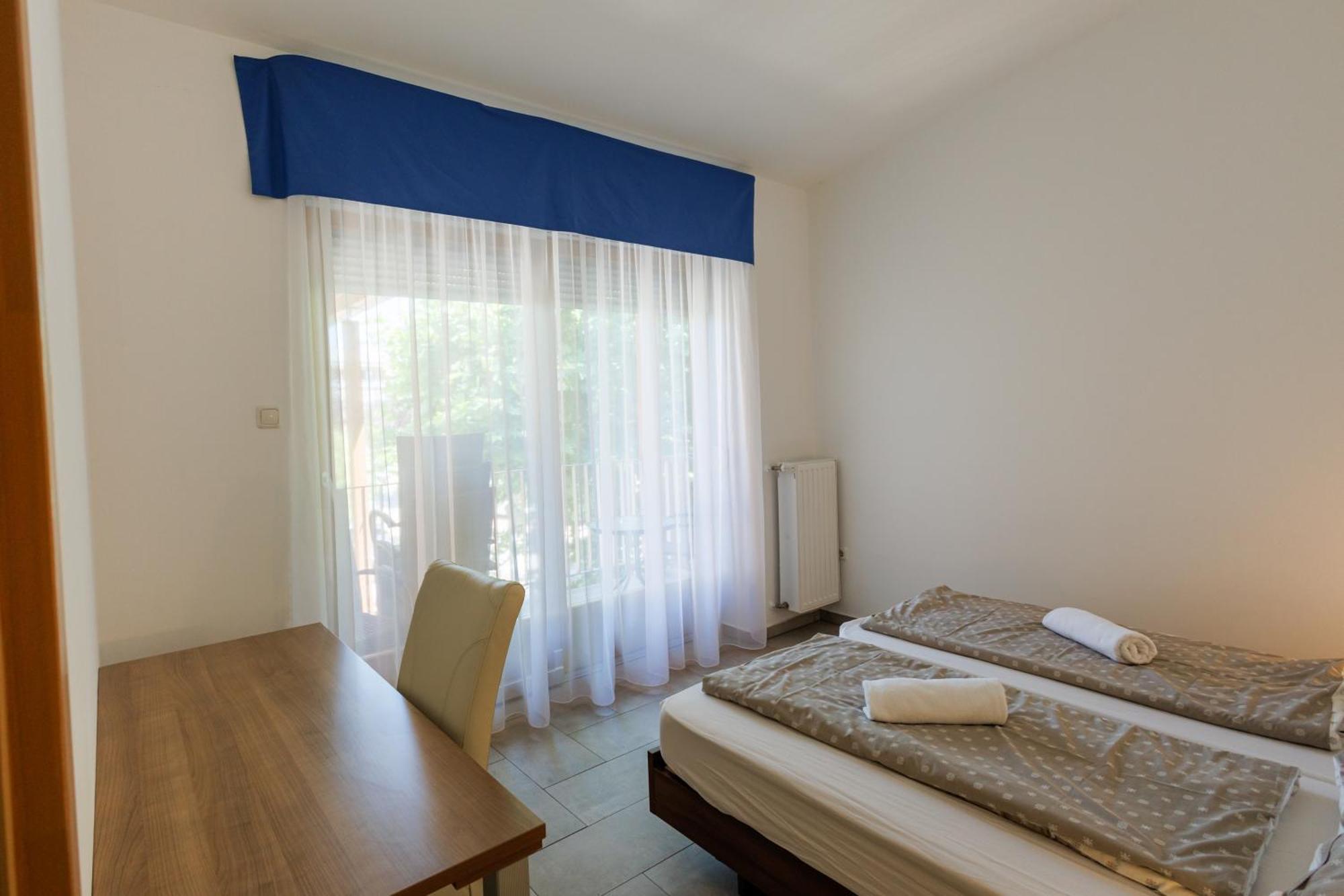 Jacht Apartmanok Балатонфюред Екстер'єр фото
